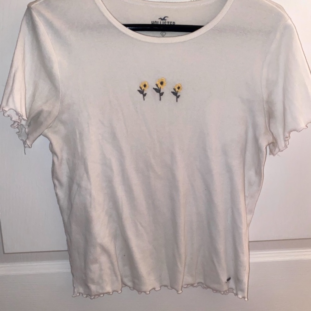hollister shirt